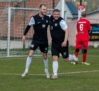 Baník Rychvald rozdrtil Lutyni 8:0. Na čele přeboru čeká na výsledek víkendu