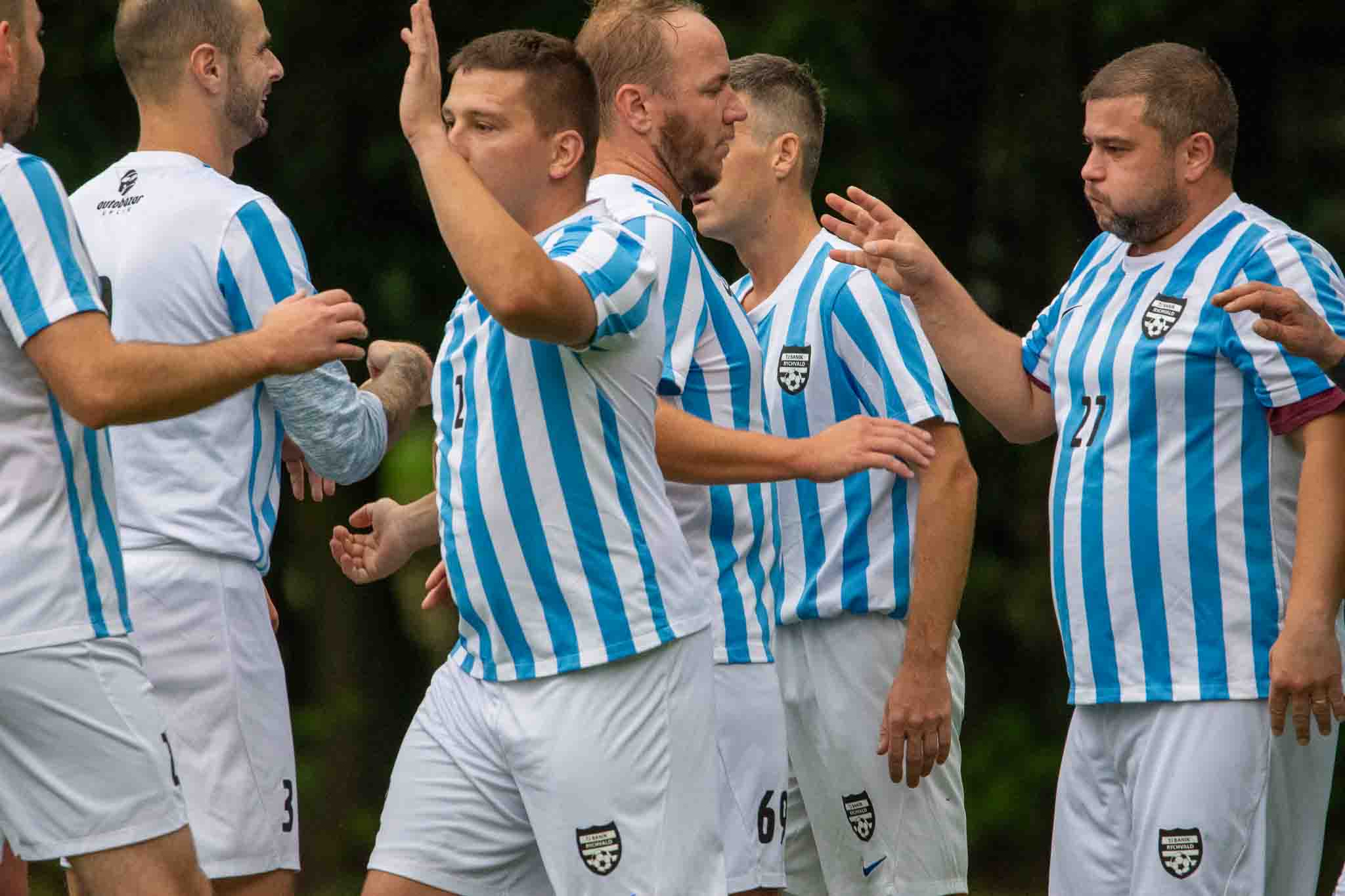 Dramatický souboj na hřišti Horní Bludovice: Baník Rychvald si odváží vítězství!