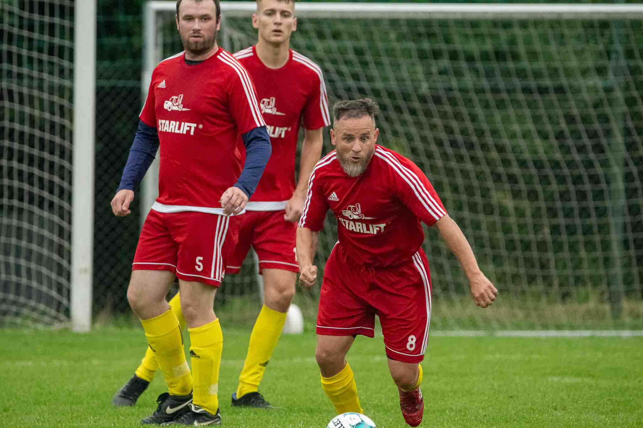 Fotbalisté Sokola Věřňovice "B" v akci na hřišti